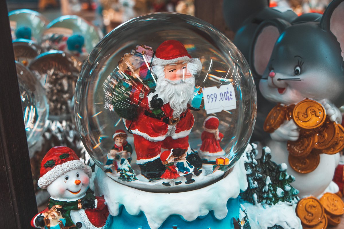 Запасайтесь подарками 