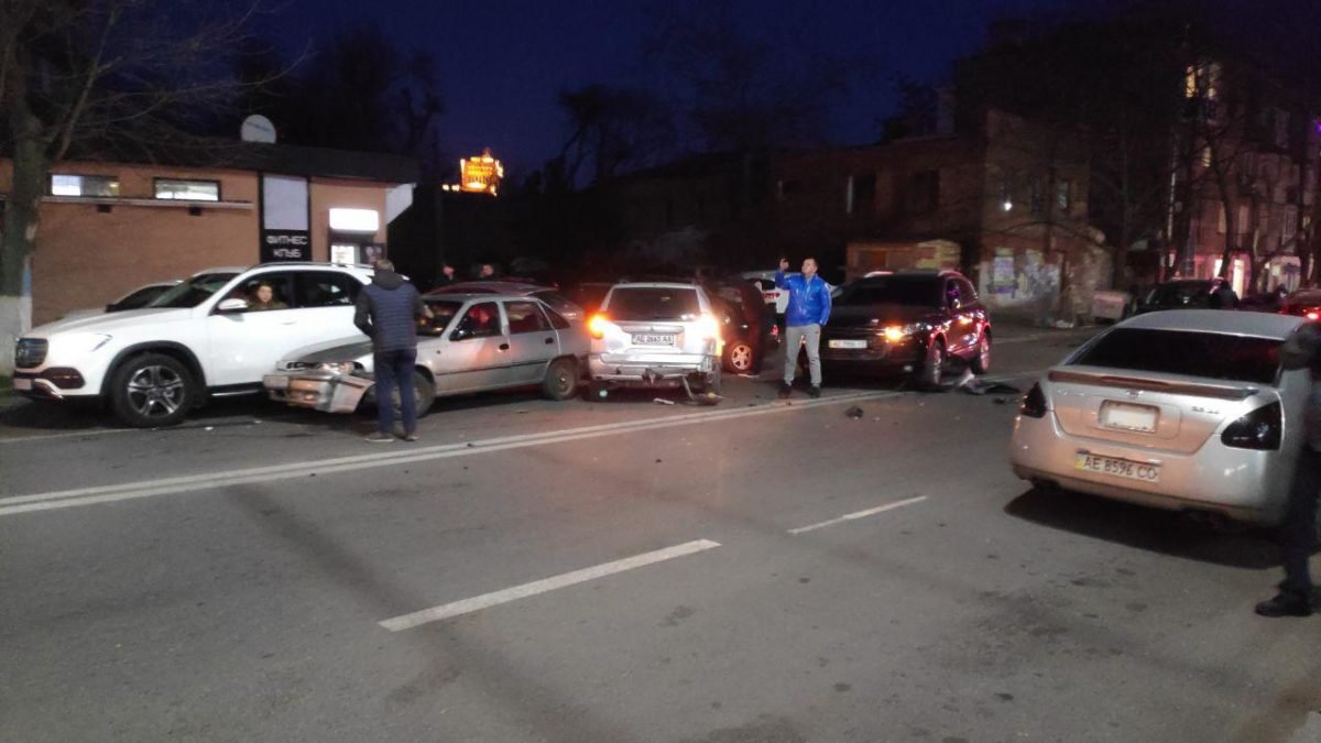 ДТП в центре Днепра ДТП в центре Днепра
