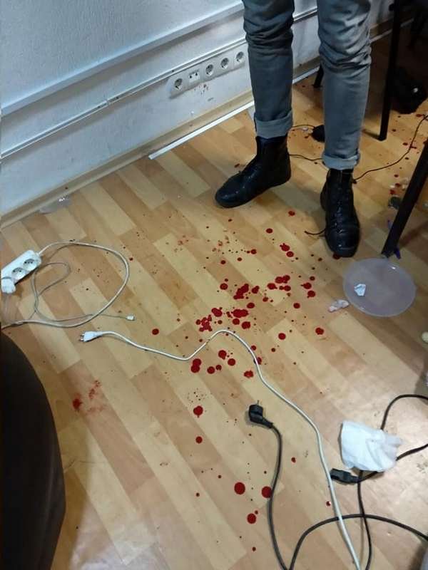 Злоумышленники действовали в балаклавах Злоумышленники действовали в балаклавах