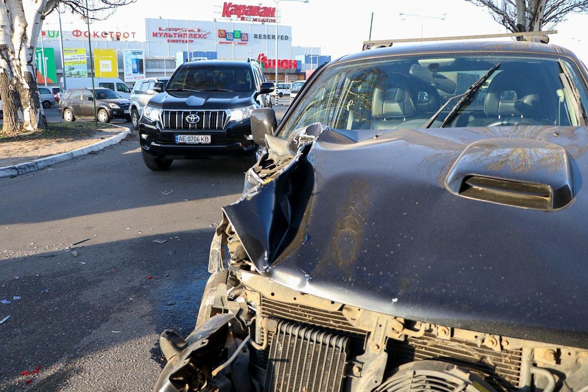 ДТП стало причиной пробки ДТП стало причиной пробки