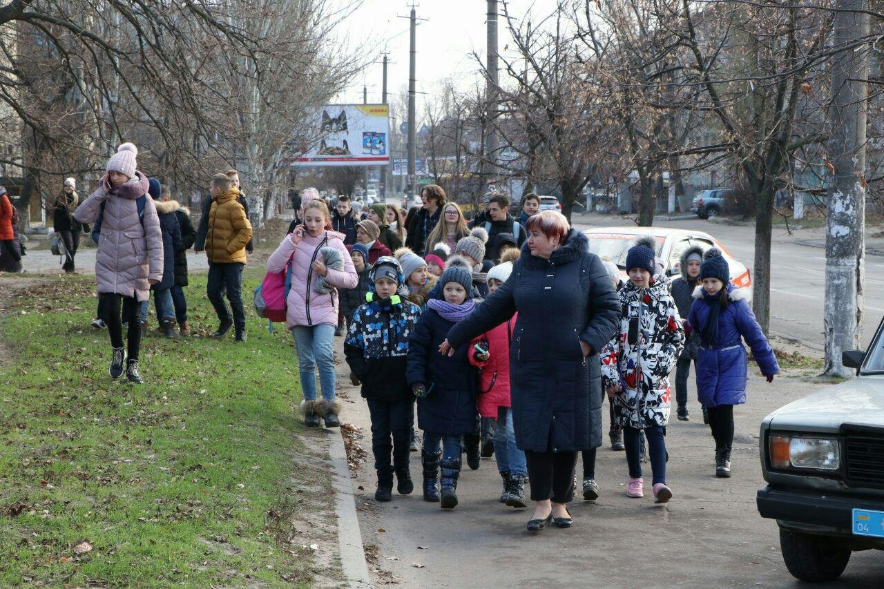 Занятия продолжатся позднее Занятия продолжатся позднее