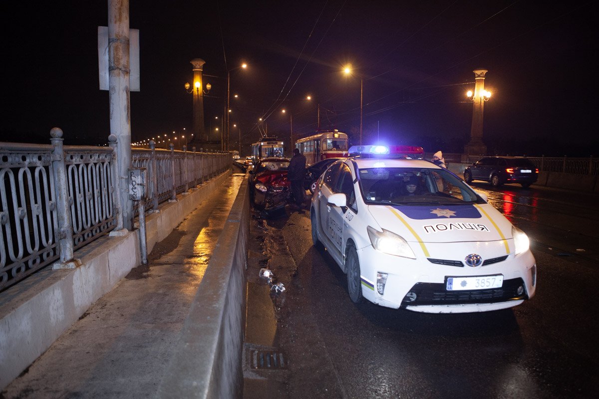 На месте работает полиция