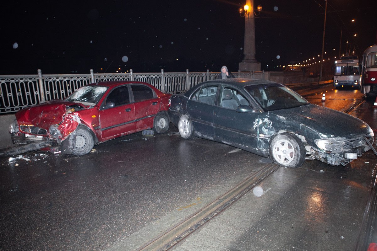 Из-за аварии заблокировано движение электротранспорта
