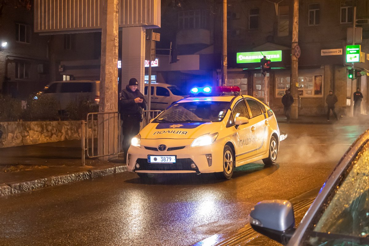 На место прибыла полиция На место прибыла полиция