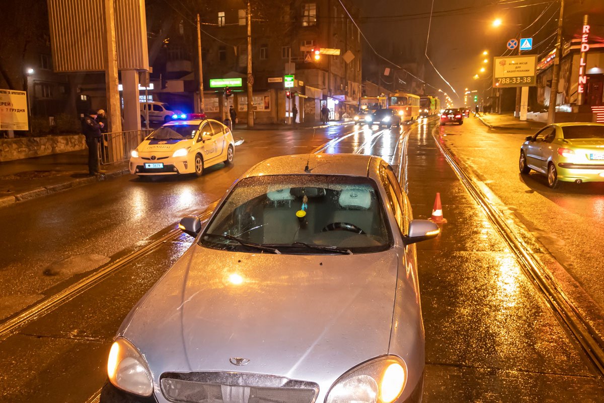 Движение трамвая заблокировано Движение трамвая заблокировано
