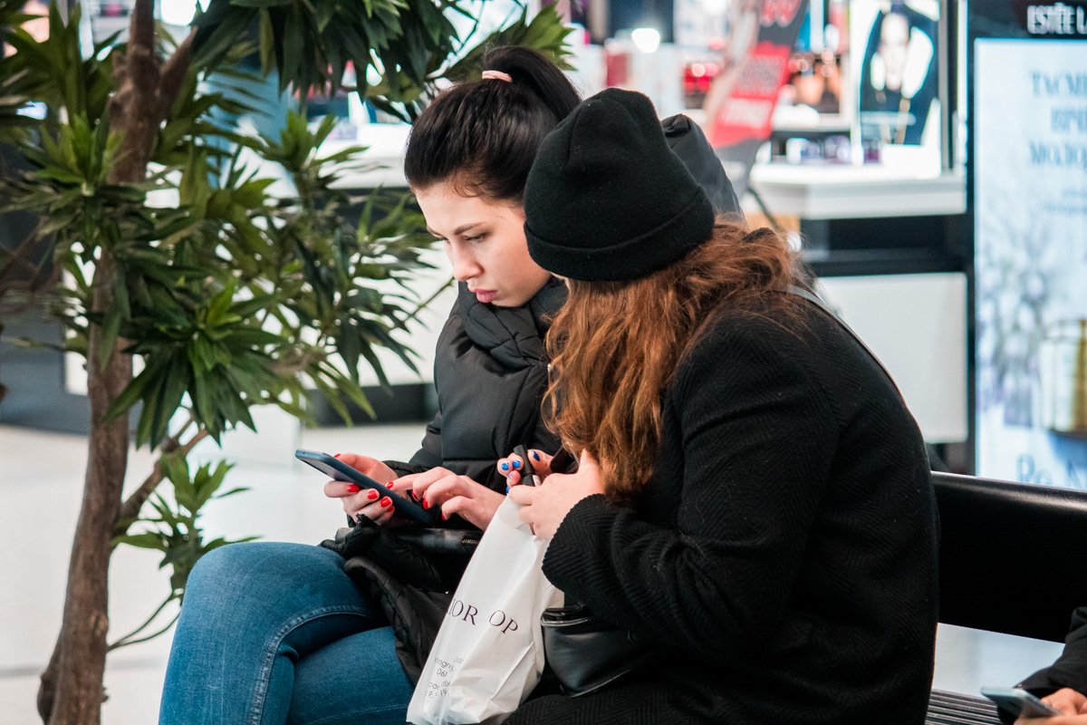 Когда на сайте товар есть, а в магазине - нет :(