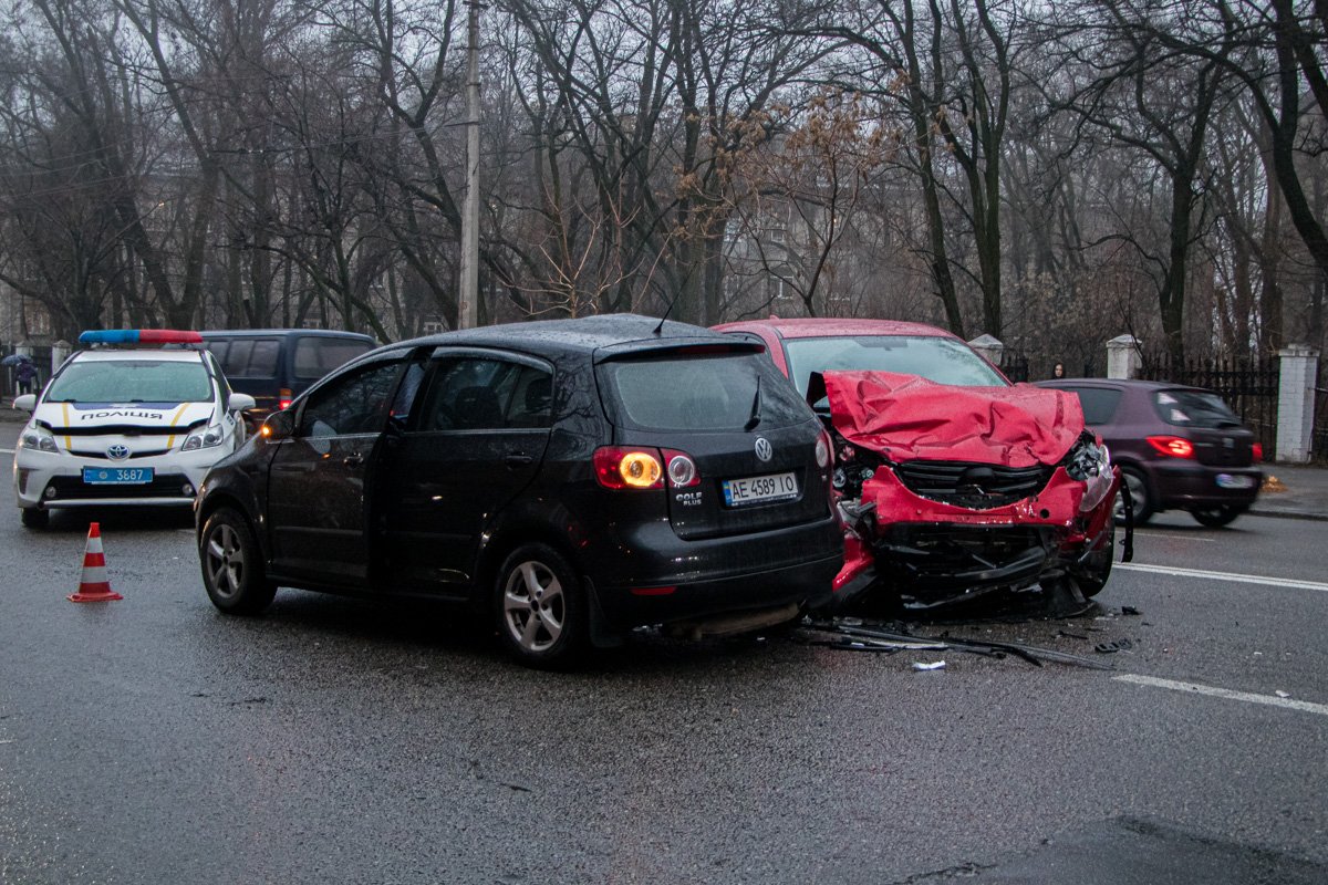 В инциденте пострадали двое людей В инциденте пострадали двое людей