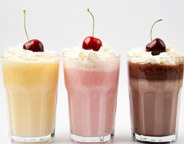 Простые и сказочные рецепты: как приготовить молочный шейк из "Криминального чтива" 1