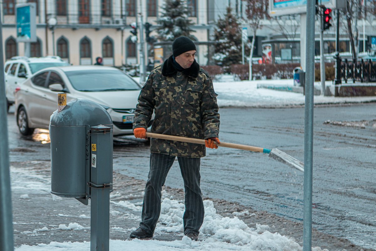 Работают коммунальные службы