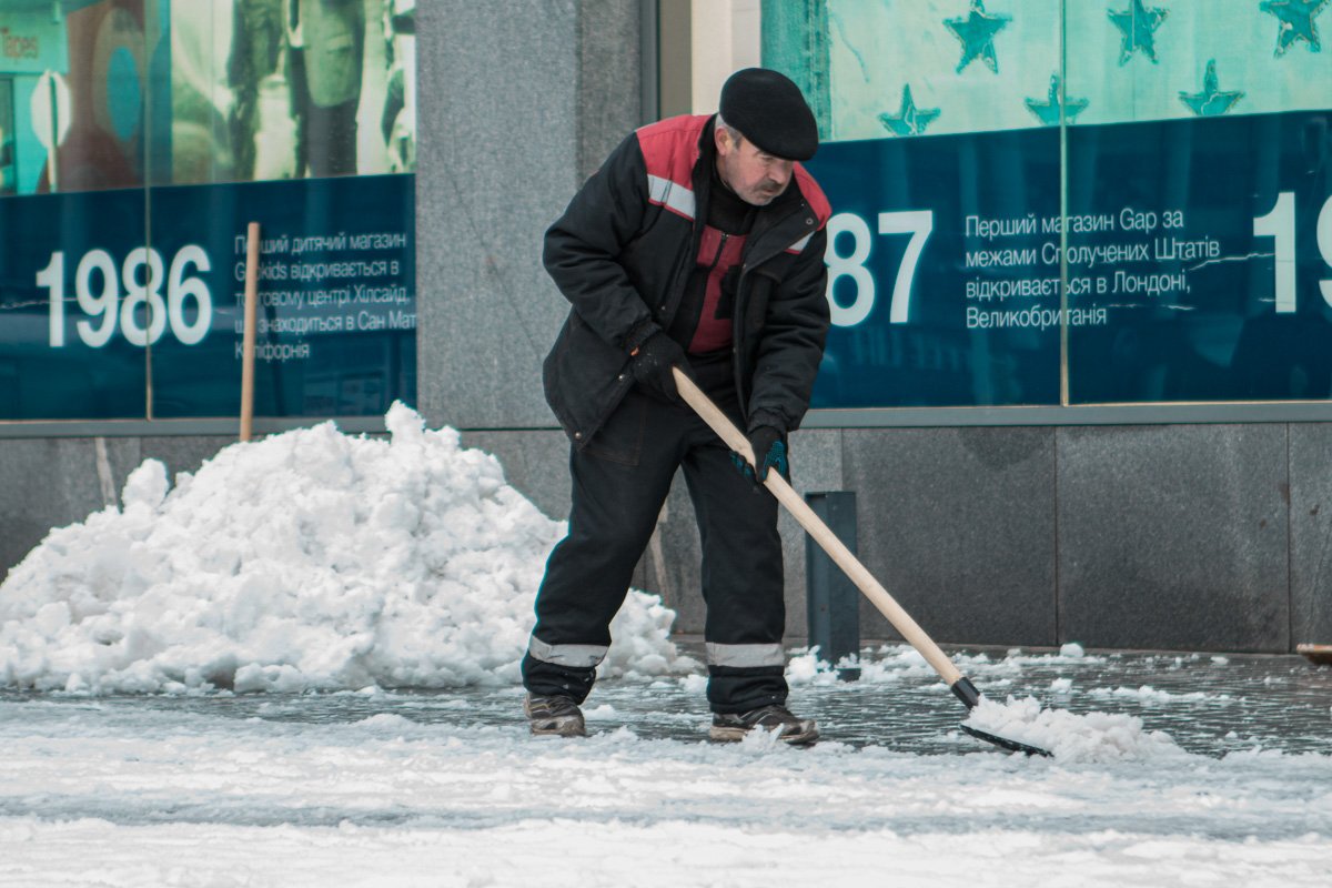 Работа кипит