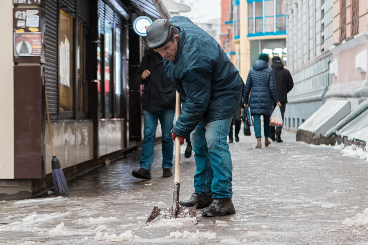 Дороги чистят
