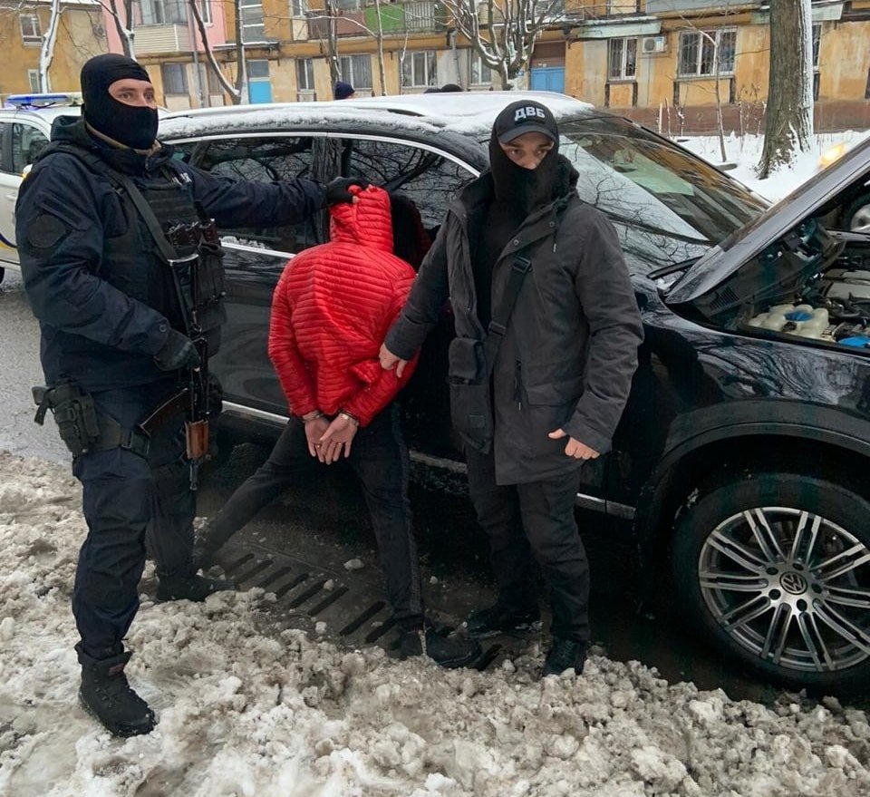 Злоумышленники сбывали метамфетамин Злоумышленники сбывали метамфетамин