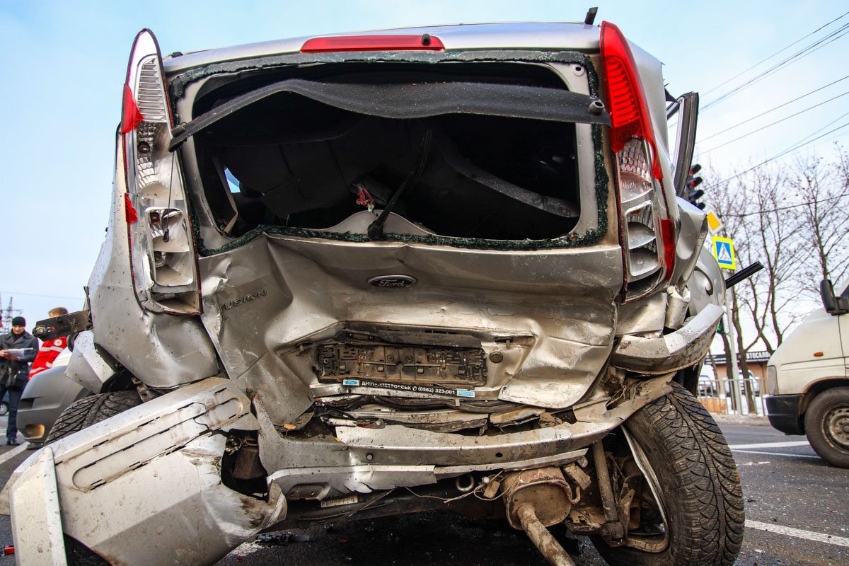 Больше всего повреждений у автомобиля Ford 