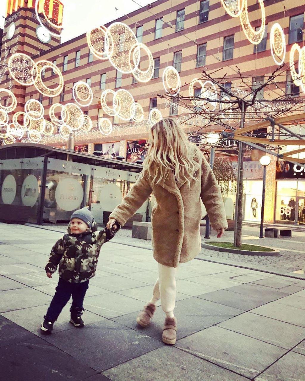 Проводить время с семьей - бесценно 