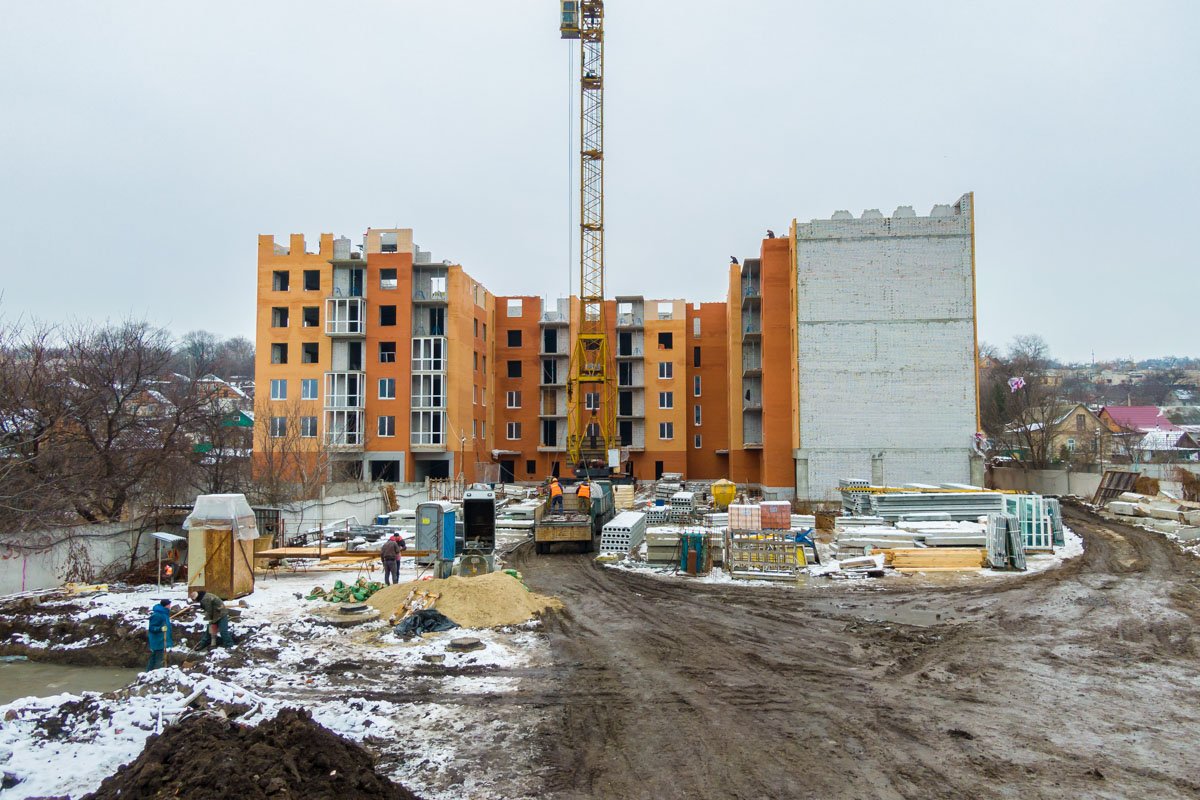 Практика показывает, что гораздо выгоднее и удобнее приобретать жилье в новостройках