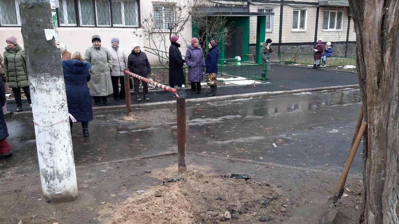 Лягу на асфальт и не дам проехать