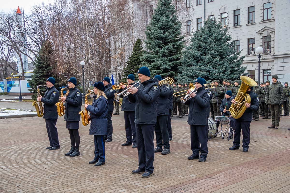 Играл оркестр 