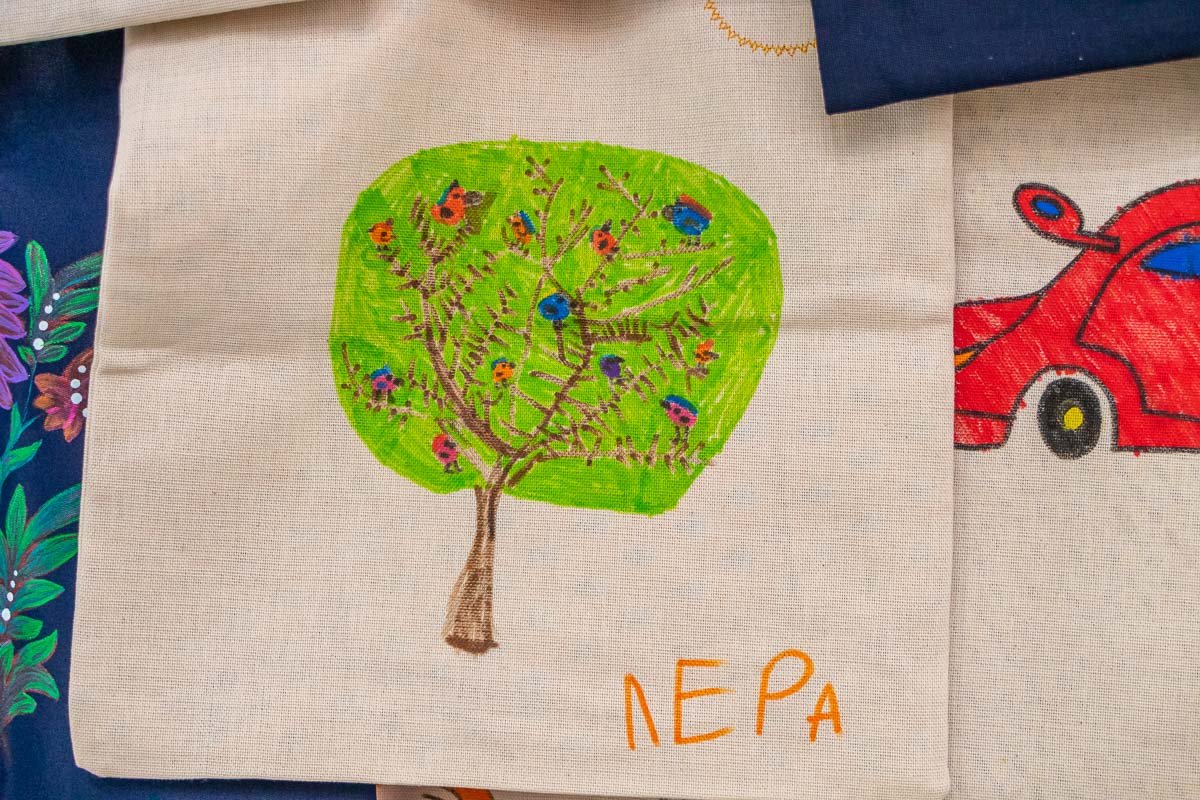 Чтобы весна была рядом 