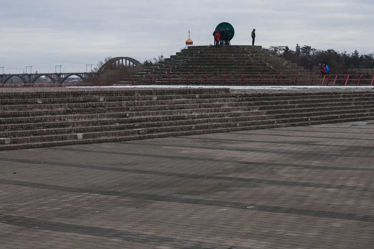 Каким был Днепр летом и как он выглядит зимой 6