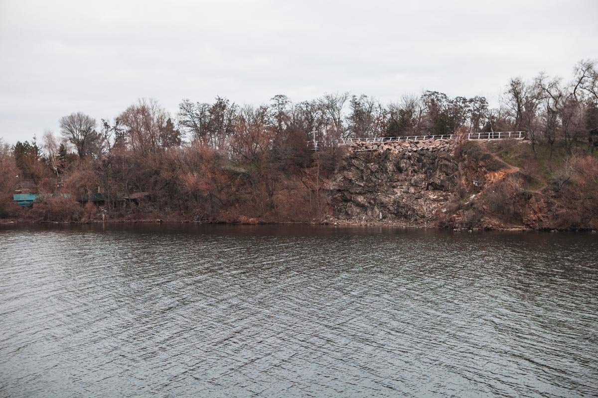 Каким был Днепр летом и как он выглядит зимой 12