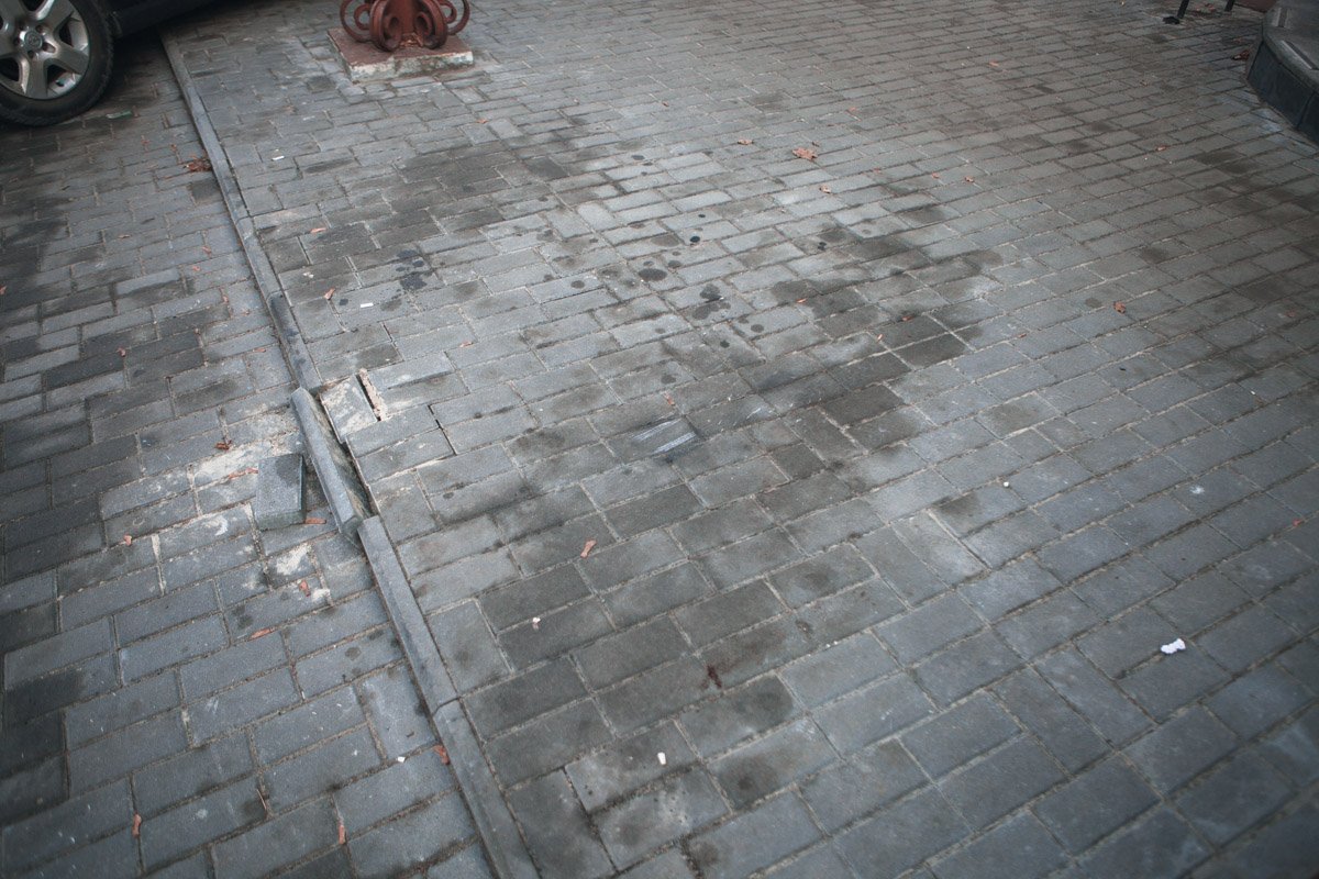 Жители обвиняют во всем припаркованные авто Жители обвиняют во всем припаркованные авто