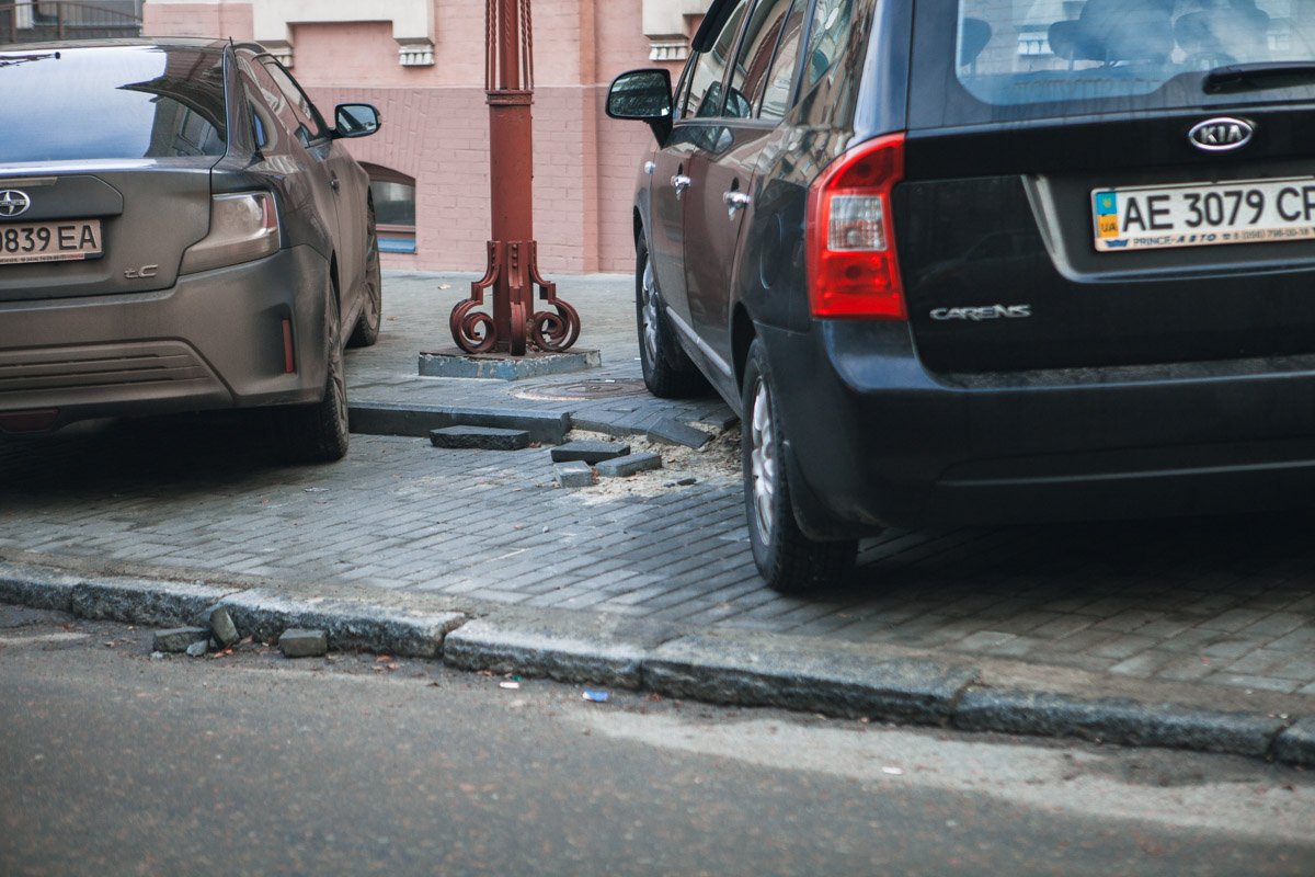 Кстати, разметки нет Кстати, разметки нет