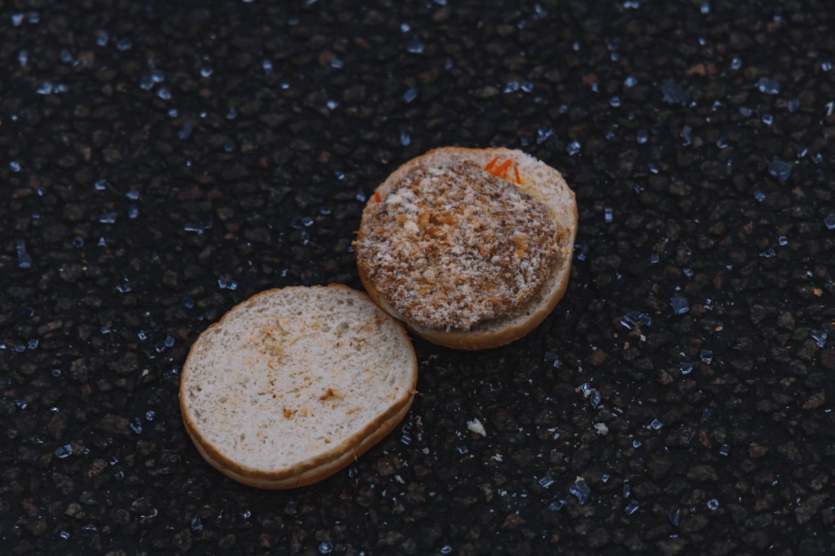 И это тоже выпало из Mercedes И это тоже выпало из Mercedes