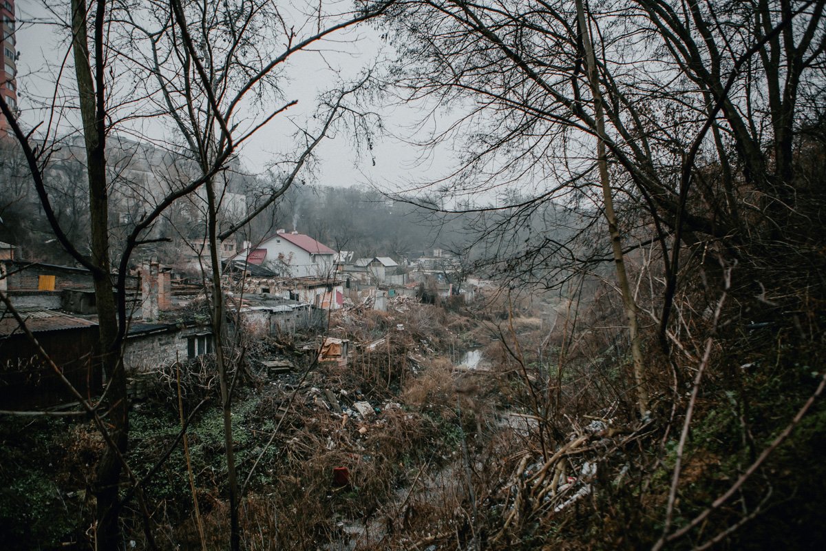 Совсем одна Совсем одна