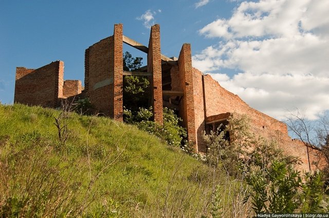 Так выглядел недостроенный крематорий. Фото: Надежда Гайворонская