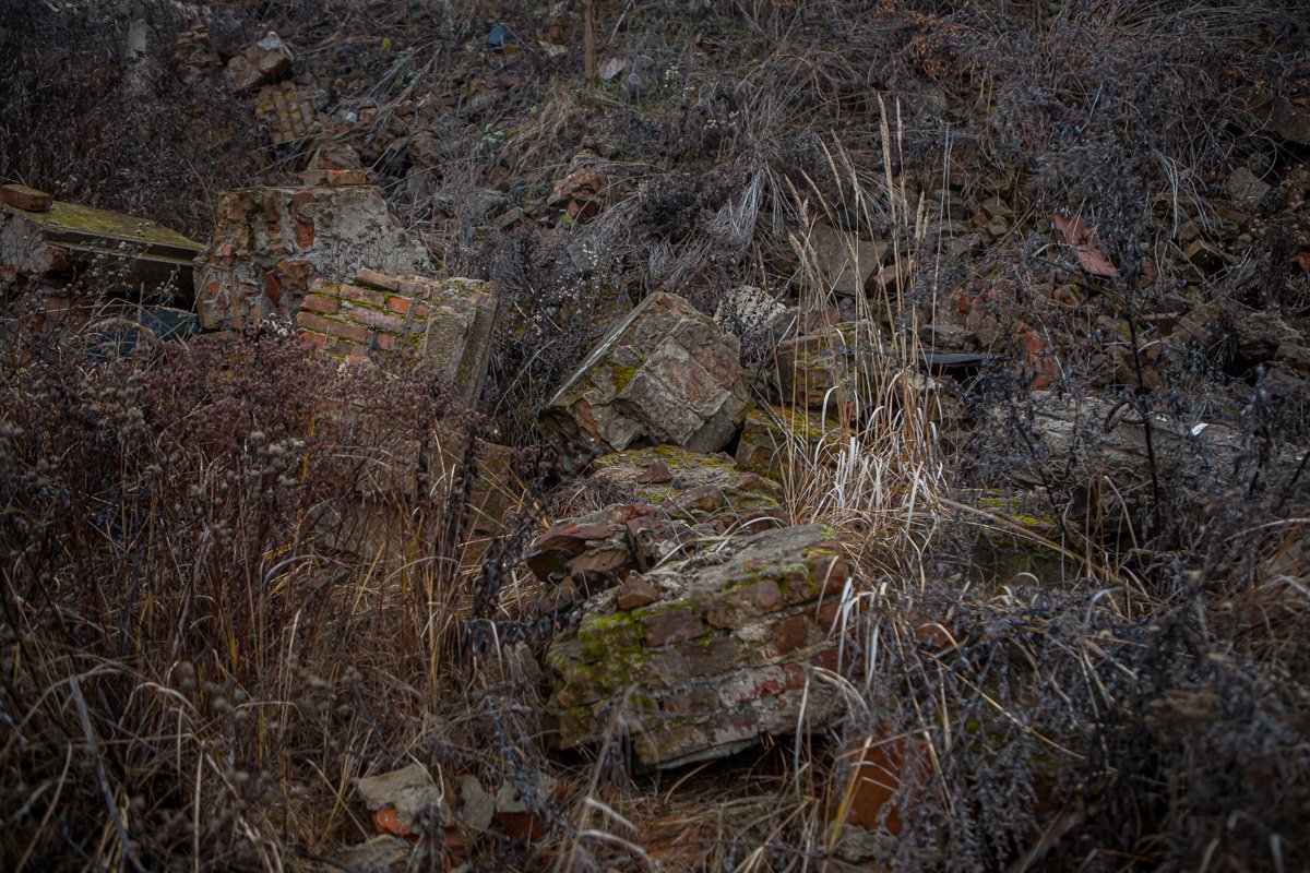 Крематорий тут так и не достроили