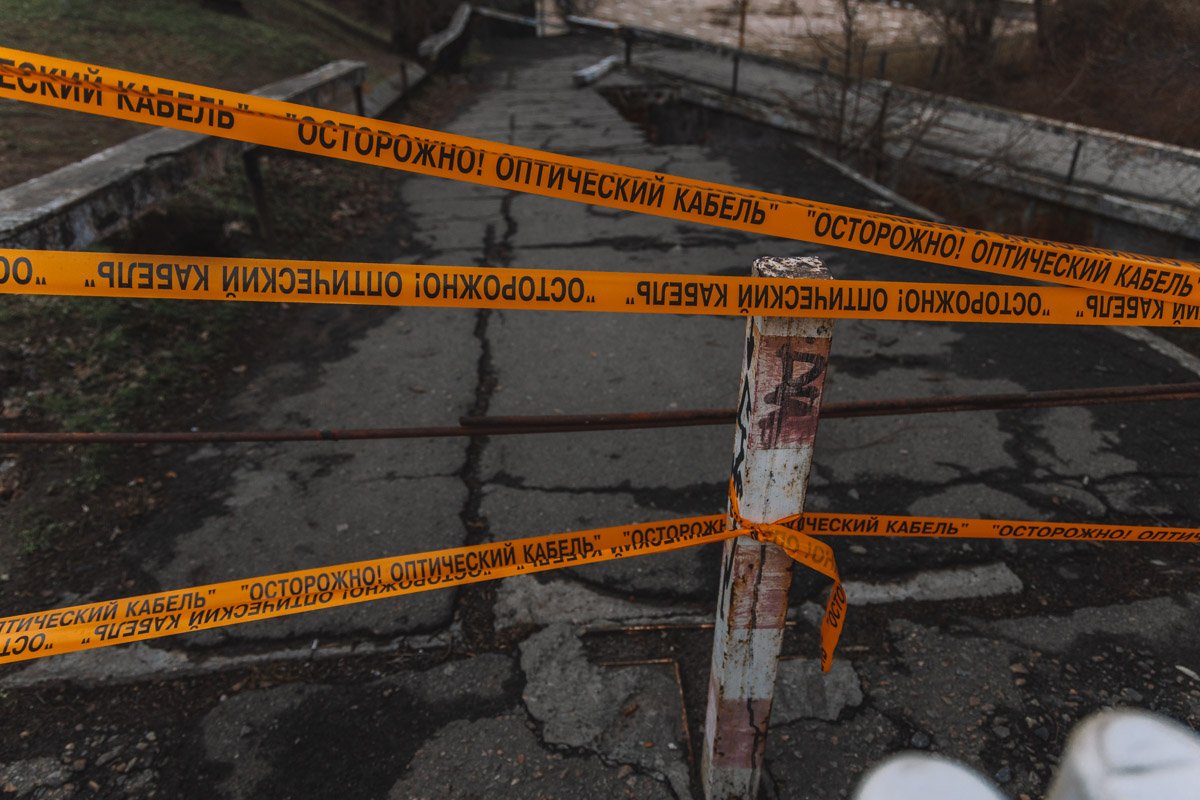 Прохожих опасность не пугает