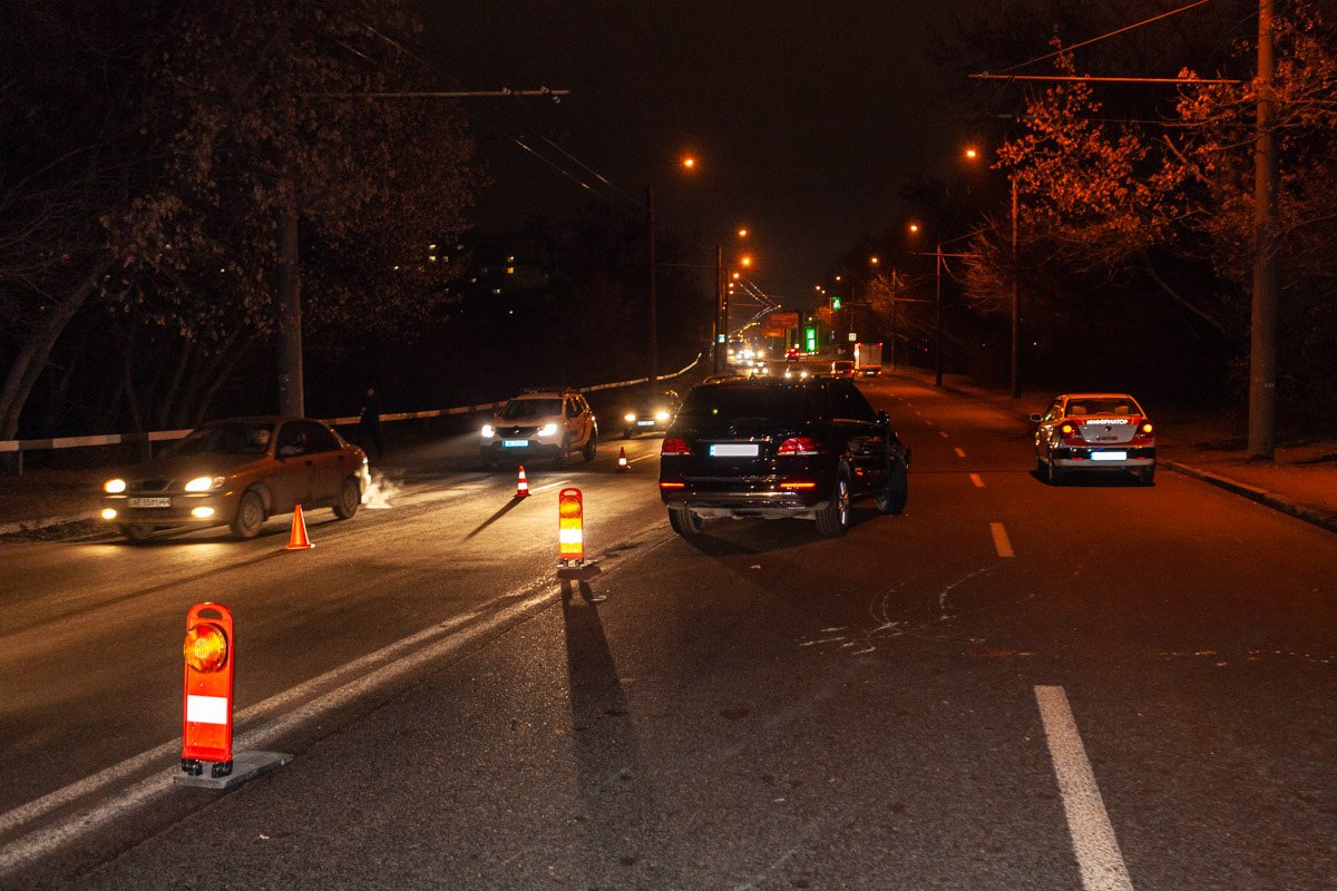 Со слов свидетелей, пешеход был пьян Со слов свидетелей, пешеход был пьян