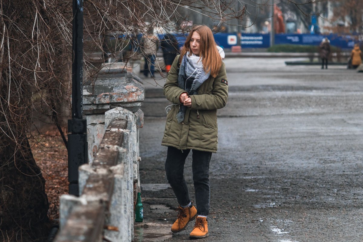 Обдумывает планы 