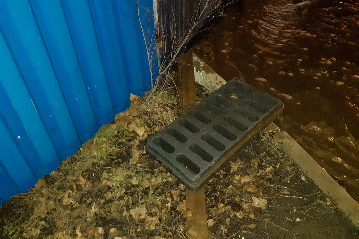 Ливневки не спасали