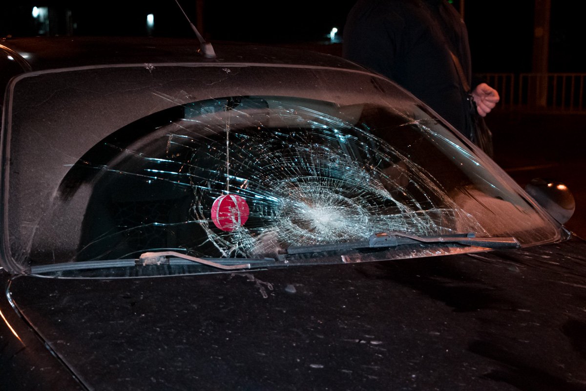 Женщина ударилась головой