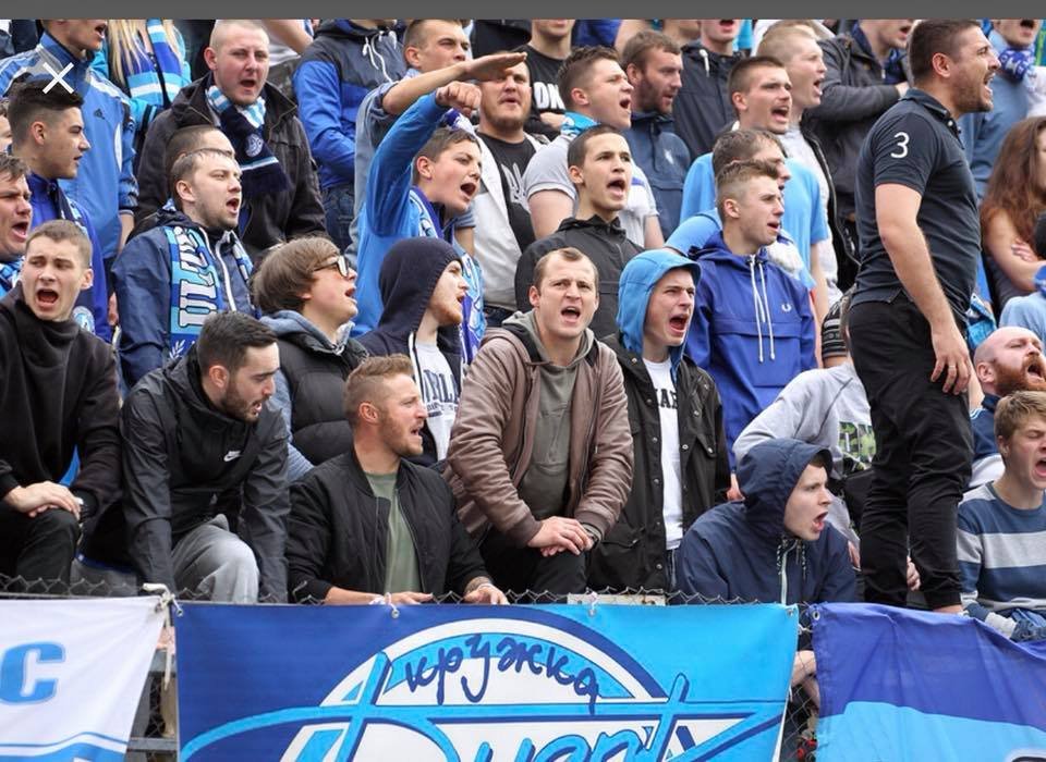 Украинские фанаты готовы заступится за Романа Украинские фанаты готовы заступится за Романа