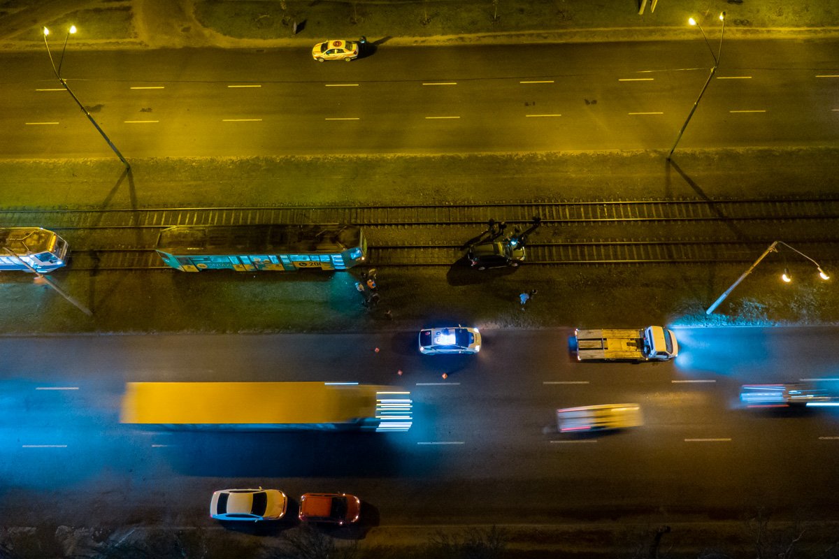 Водитель остановился не сразу Водитель остановился не сразу