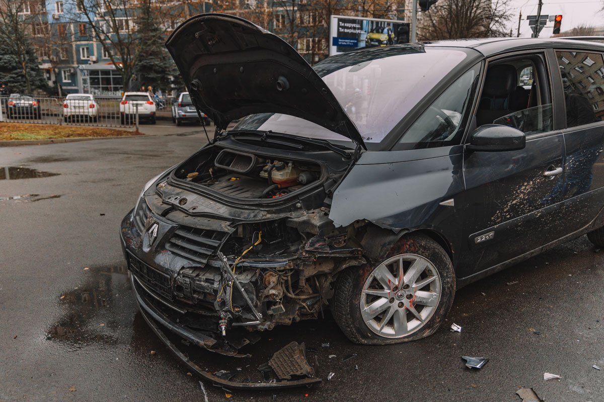 Пострадавших в ДТП нет Пострадавших в ДТП нет