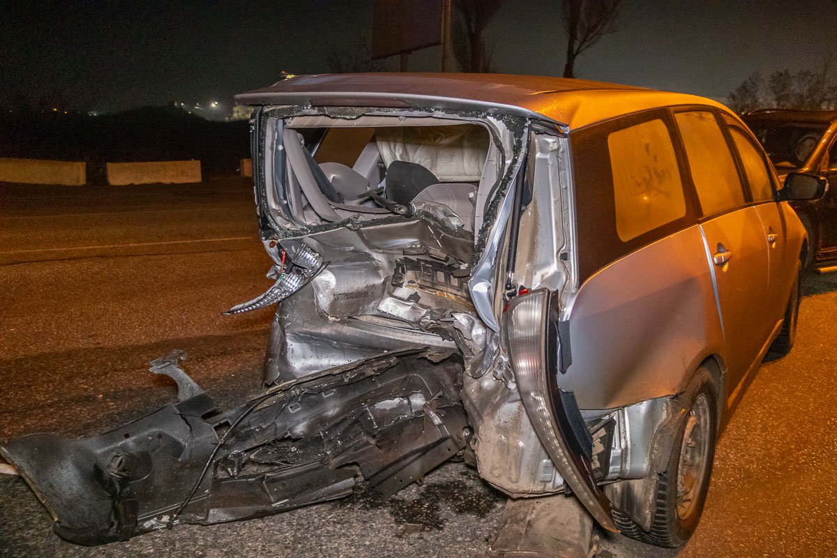 Повреждения Mitsubishi Повреждения Mitsubishi