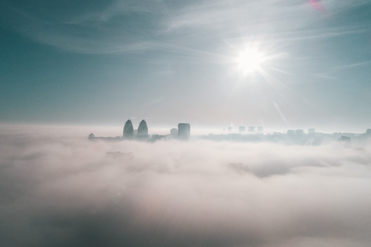 и озеро — как брешь в стене,