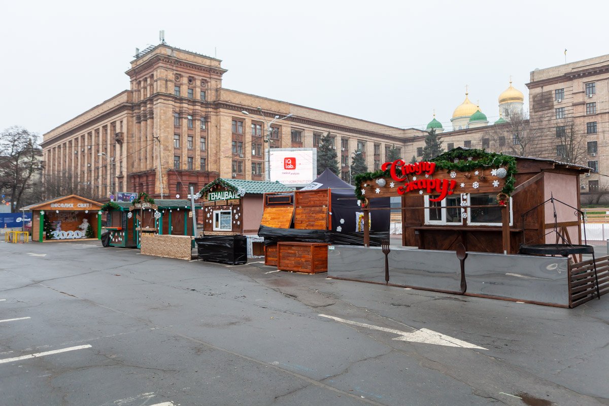 Работа кипит