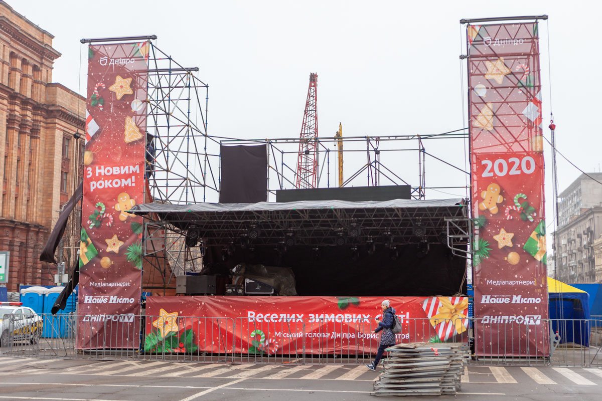 Вечером на сцену выйдет специально приглашенный звездный гость - Тоня Матвиенко