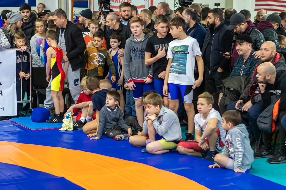 Занятия могут посещать дети в возрасте от 6 лет и подростки Занятия могут посещать дети в возрасте от 6 лет и подростки