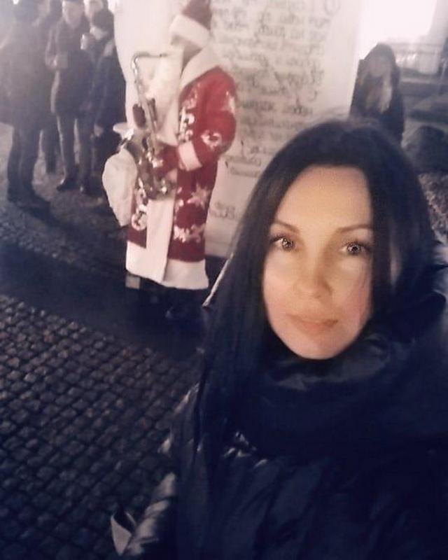 Не каждый день встретишь Деда Мороза, играющего на саксофоне