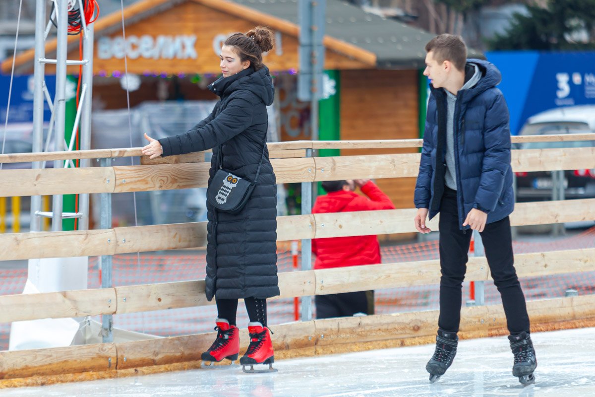 Когда твоя девушка не умеет кататься, но ты все равно ее уговорил