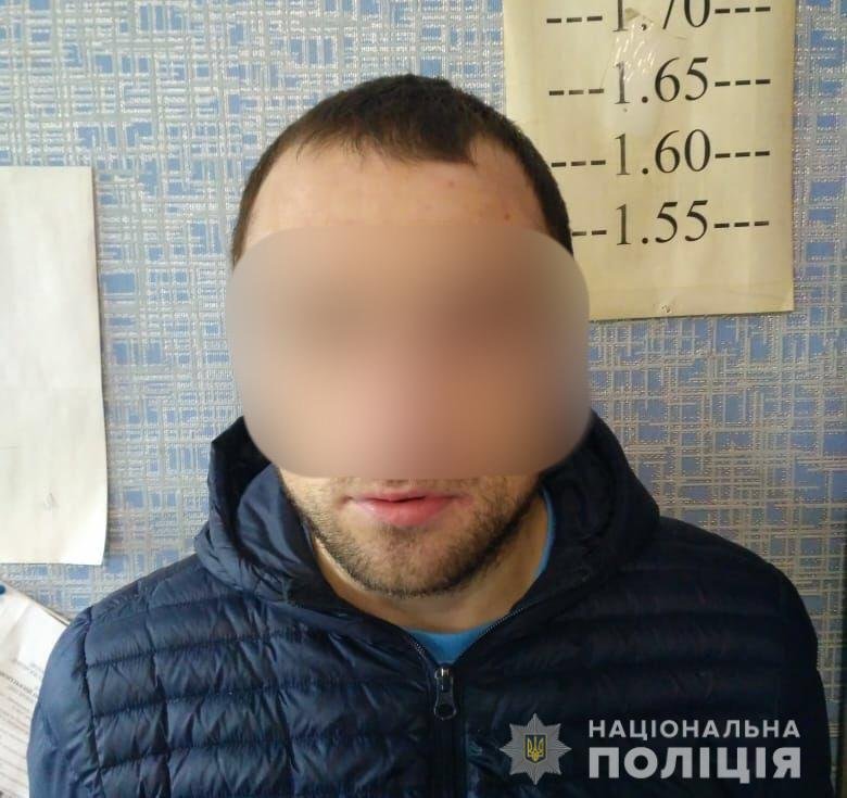 За полгода злоумышленник украл более миллиона гривен За полгода злоумышленник украл более миллиона гривен