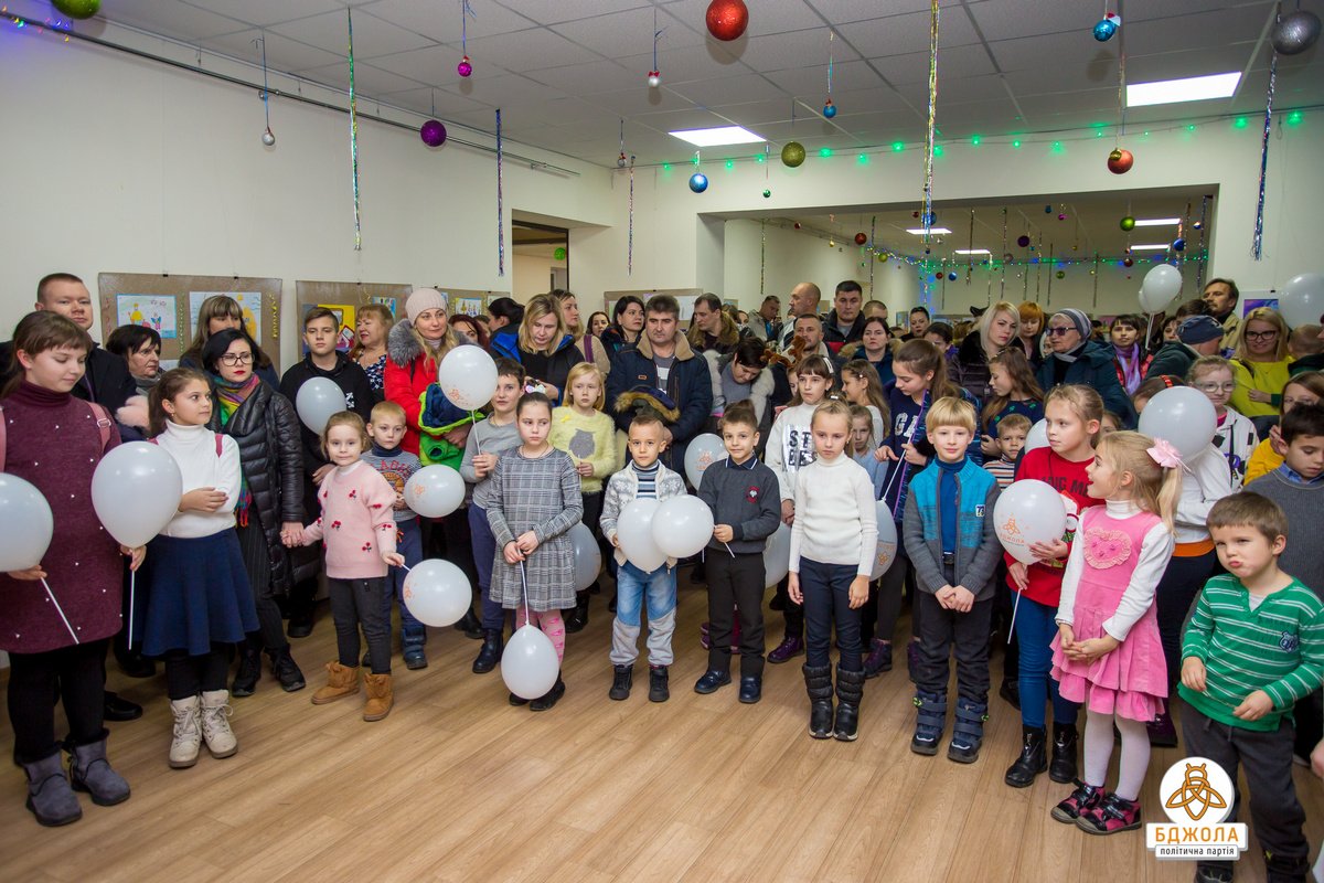 Около 130 детей приняли участие в конкурсе и прислали свои работы Около 130 детей приняли участие в конкурсе и прислали свои работы