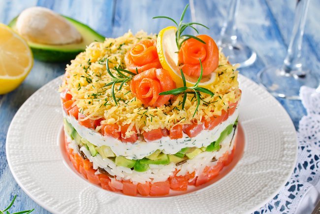 Такой салат украсит ваш праздничный стол