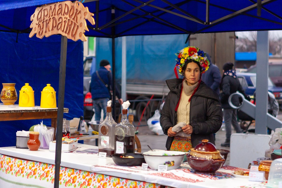 Для гостей мероприятия работает фуд-корт Для гостей мероприятия работает фуд-корт