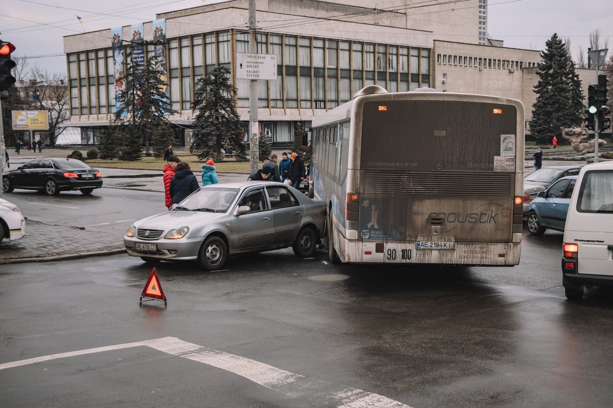 Работает полиция